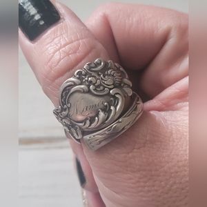 Vintage | Spoon Ring | Mama | Silverplate | Size 8
